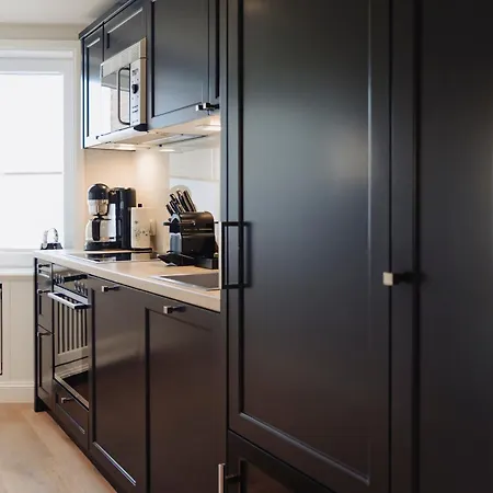 Poseidon Apartment *